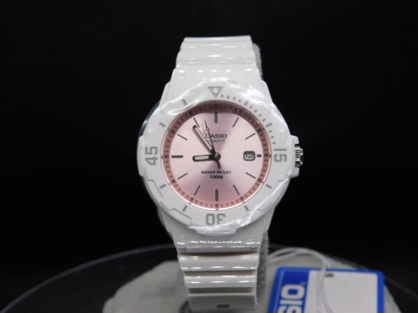 Reloj Casio LRW-200H-4E3V