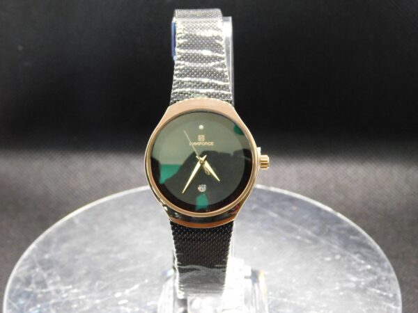 Reloj Mujer Malla Negra NaviForce