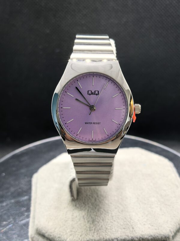 Reloj Acero Inoxidable mujer Q&Q Lila
